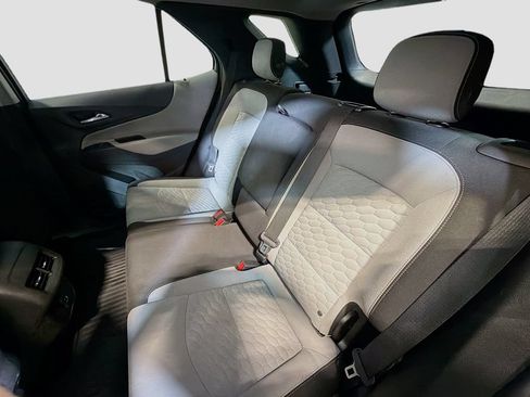 Used 2019 Chevrolet Equinox LT FWD image 24