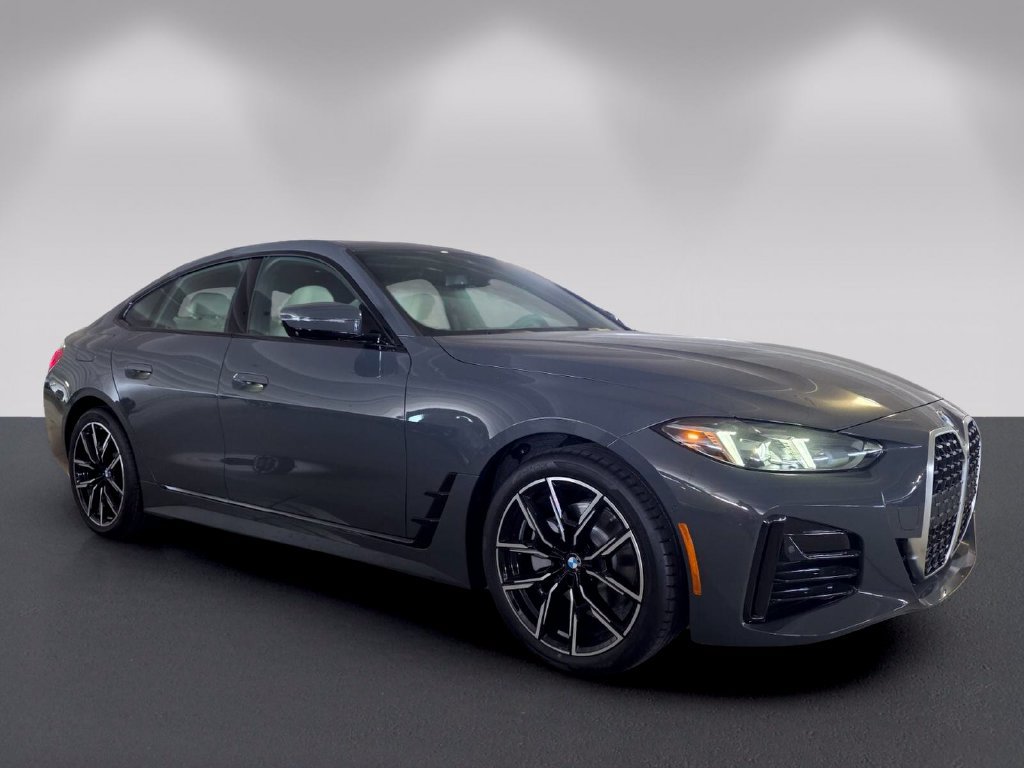 New 2026 BMW 430i w/ M Sport Package RWD image 1