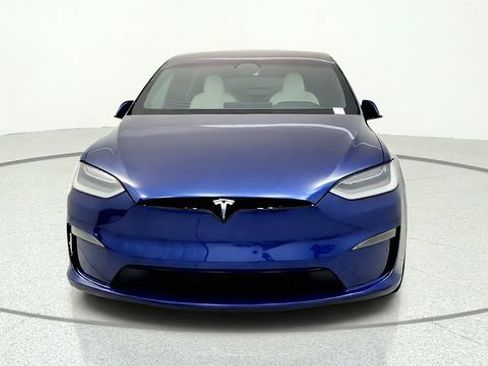 Used 2022 Tesla Model X Plaid AWD/4WD image 2