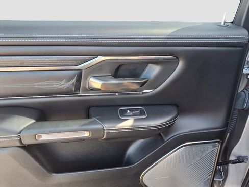 Used 2019 RAM 1500 Limited image 8