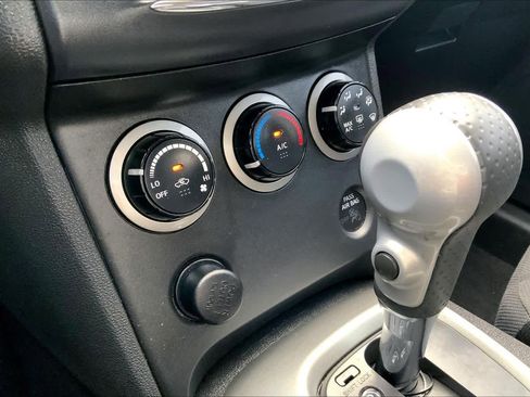 Used 2015 Nissan Rogue S w/ Convenience Package image 32