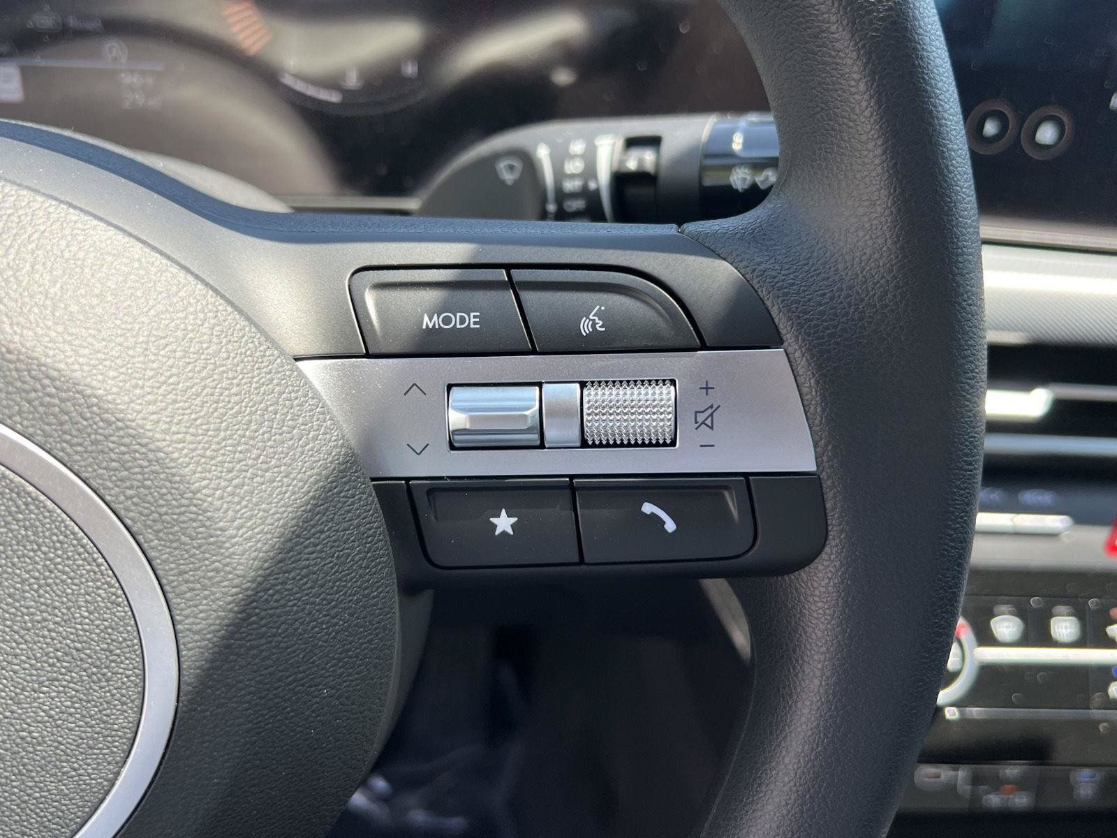 Certified 2026 Hyundai Sonata SE FWD image 36