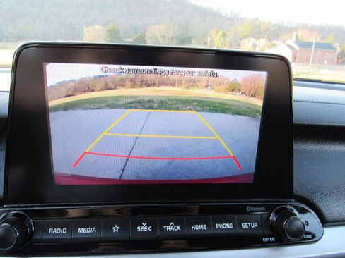 Used 2020 Kia Forte LXS image 12