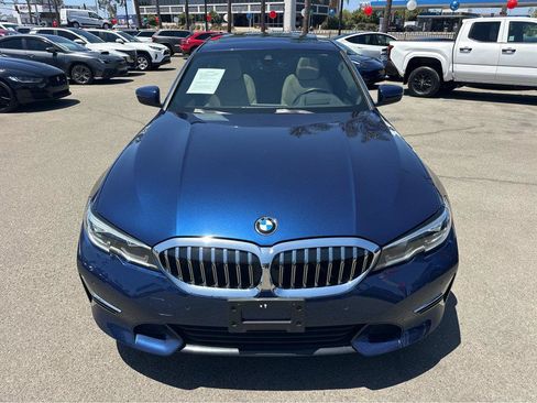 Used 2019 BMW 330i xDrive Sedan w/ Premium Package AWD/4WD image 2