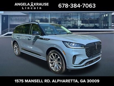 New 2026 Lincoln Aviator AWD w/ Jet Appearance Package image 1
