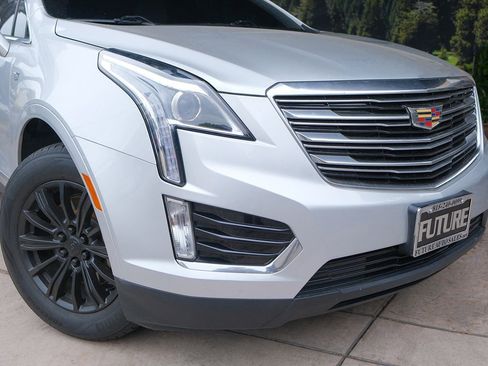 Used 2019 Cadillac XT5 FWD image 7