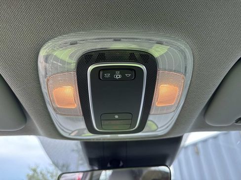 Used 2022 Hyundai Elantra SEL FWD image 41