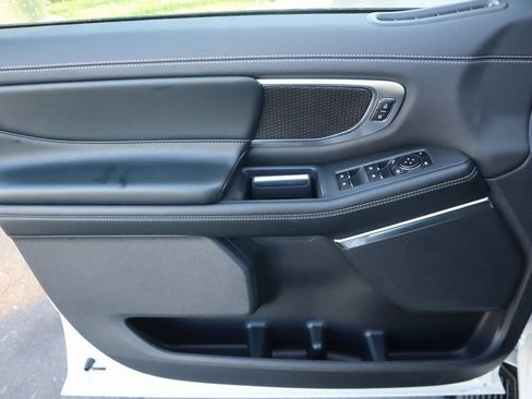 New 2026 Ford Expedition Platinum w/ Stealth Appearance Package image 19