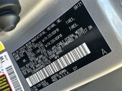 Used 2021 Toyota Highlander XLE image 71