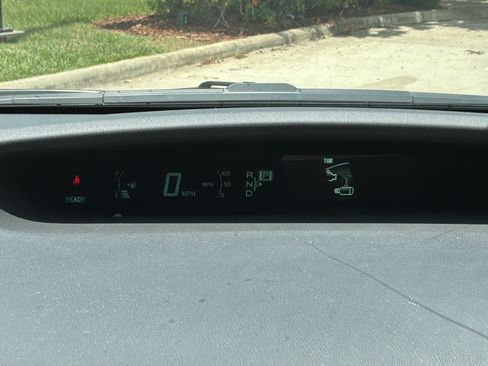 Used 2014 Toyota Prius Four FWD image 21