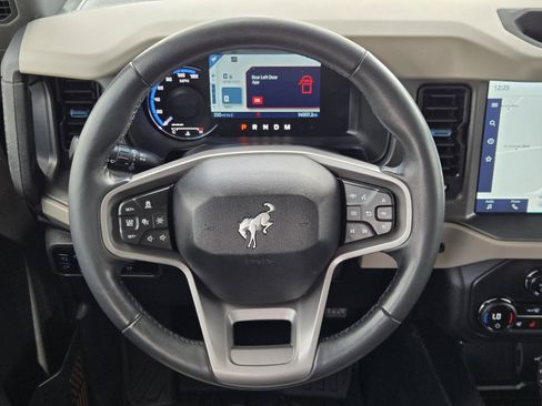 Certified 2024 Ford Bronco Wildtrak AWD/4WD image 20