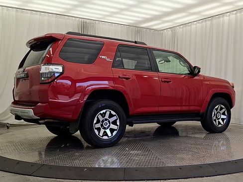 Certified 2024 Toyota 4Runner TRD Off-Road AWD/4WD image 7