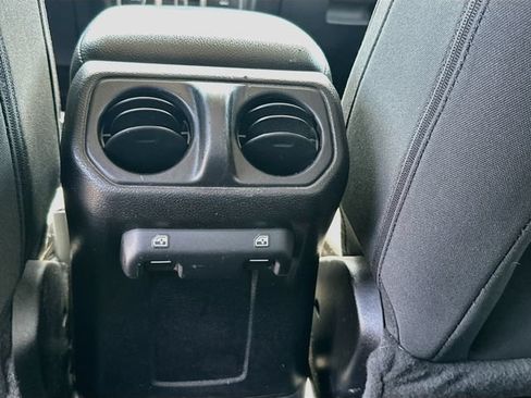 Used 2021 Jeep Wrangler Unlimited Sport AWD/4WD image 26