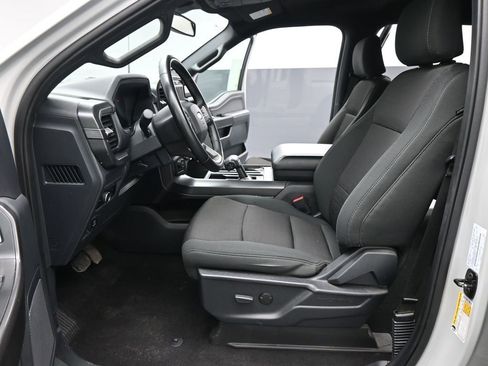 Used 2024 Ford F150 XLT w/ XLT Black Appearance Package image 10