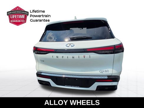 Used 2023 INFINITI QX60 Luxe w/ Performance Audio Package FWD image 9