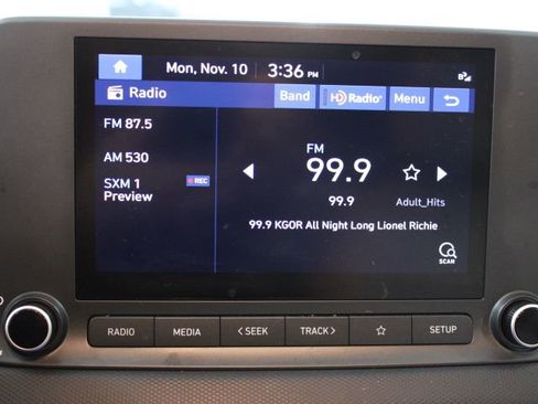 Used 2023 Hyundai Kona SEL image 2