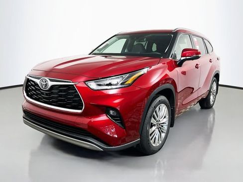 New 2026 Toyota Highlander Platinum AWD/4WD image 7