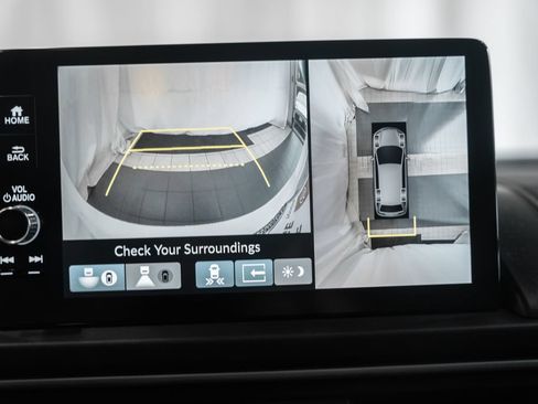 Used 2023 Honda Pilot Elite image 49