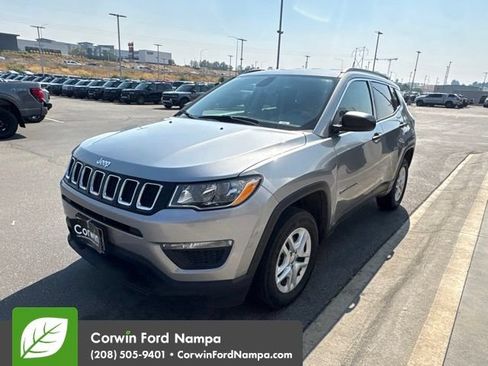 Used 2020 Jeep Compass Sport AWD/4WD image 2