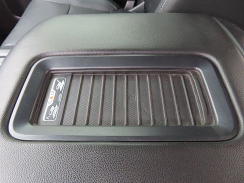 Used 2018 Chevrolet Silverado 1500 LTZ Z71 image 8