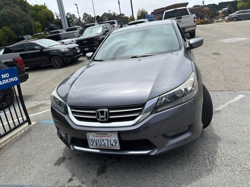 Used 2015 Honda Accord Sport image 2