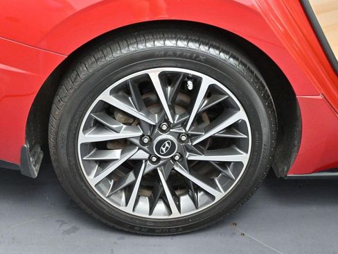 Used 2021 Hyundai Sonata Limited w/ Preferred Accessory Package FWD image 37