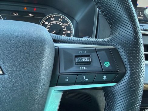 Used 2024 Mitsubishi Outlander SE Black Edition image 24