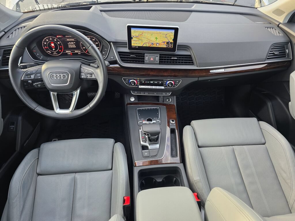 Used 2018 Audi Q5 Prestige w/ Prestige Package AWD/4WD image 19
