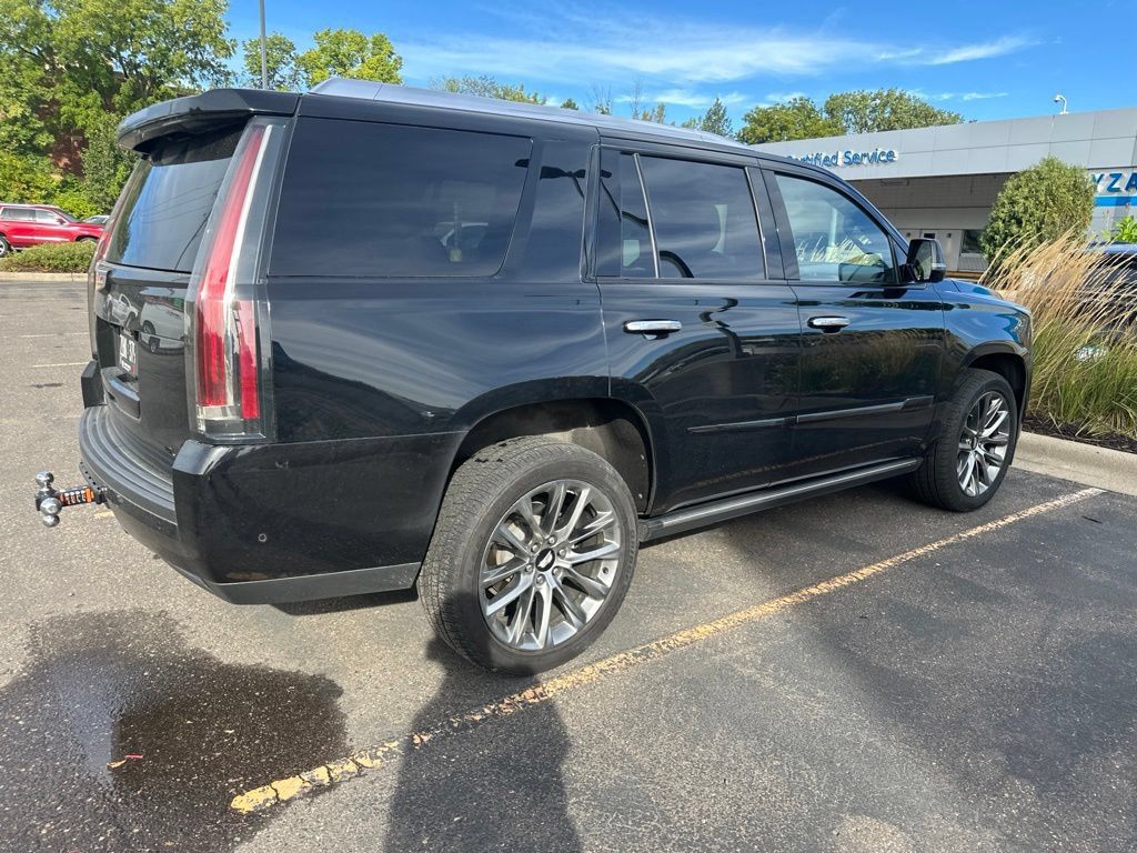 Used 2020 Cadillac Escalade Platinum w/ Escalade Sport Edition AWD/4WD image 11