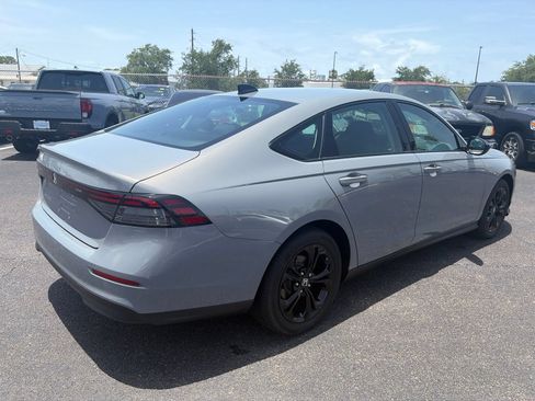 Certified 2025 Honda Accord SE image 36