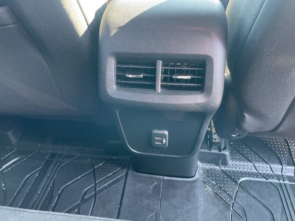 Certified 2020 Chevrolet Equinox LT FWD image 17