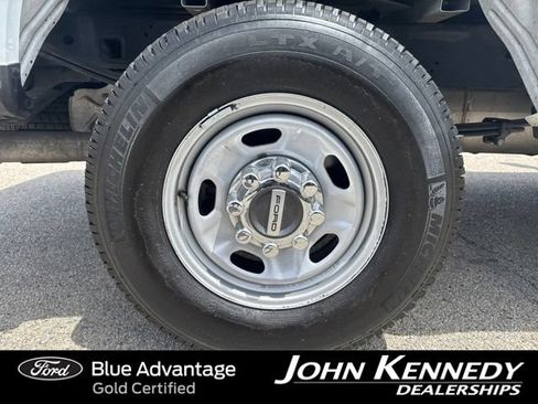 Certified 2024 Ford F250 4x4 Regular Cab Super Duty image 4