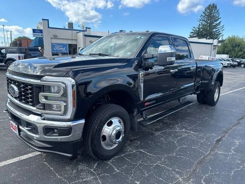 Used 2024 Ford F350 Lariat w/ Lariat Ultimate Package AWD/4WD image 8