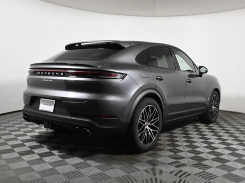 Used 2026 Porsche Cayenne Coupe AWD/4WD image 7