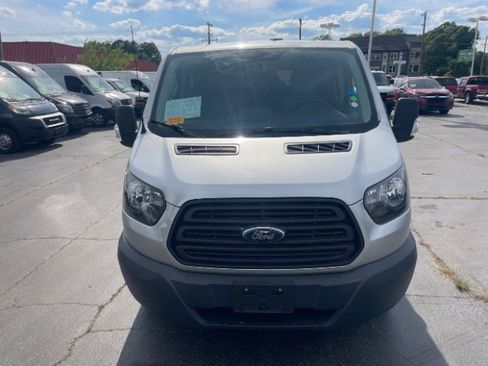 Used 2015 Ford Transit 350 XL RWD image 7