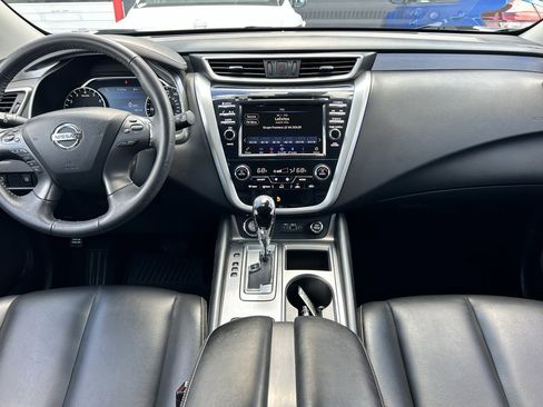 Certified 2022 Nissan Murano SV image 13