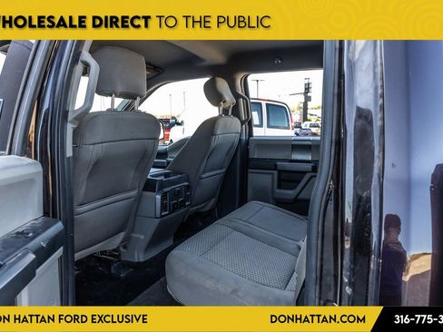 Used 2018 Ford F150 XLT w/ Equipment Group 302A Luxury AWD/4WD image 17