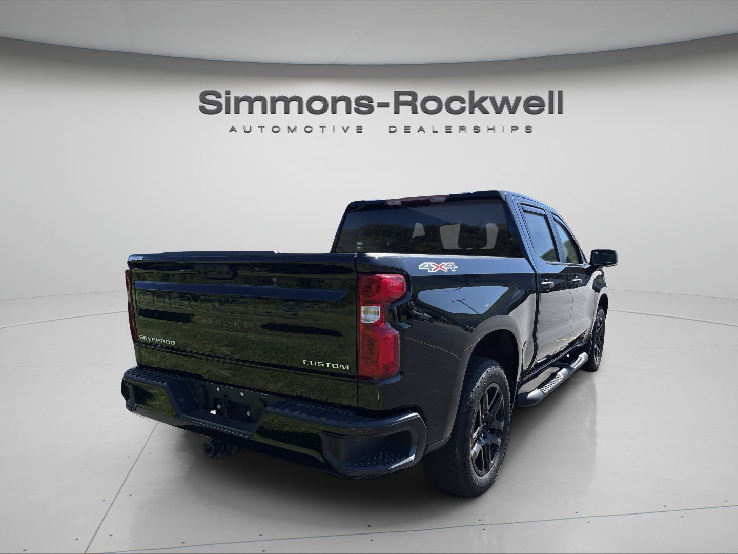 Used 2024 Chevrolet Silverado 1500 Custom AWD/4WD image 5