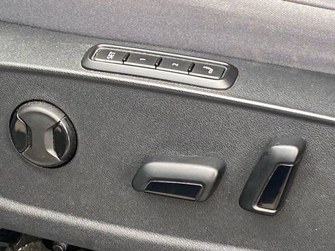 Used 2023 Volkswagen ID.4 Pro S RWD image 10