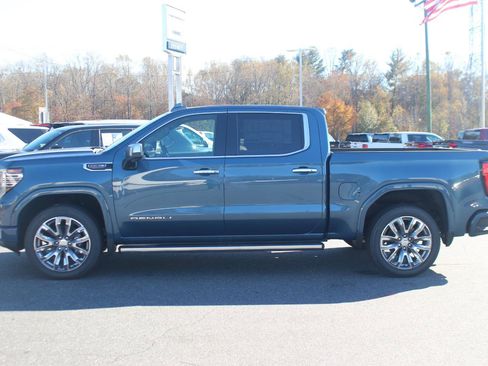 New 2026 GMC Sierra 1500 Denali w/ Denali Reserve Package image 4