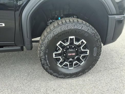 New 2026 GMC Sierra 2500 AT4X AWD/4WD image 9