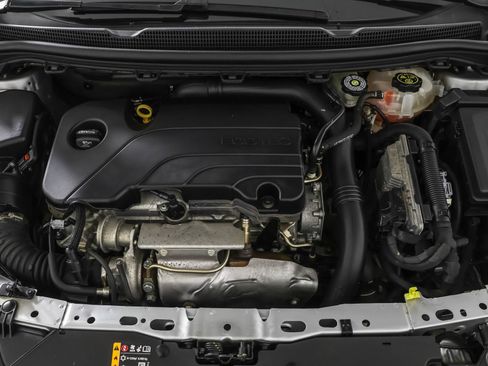 Used 2019 Chevrolet Cruze LT image 46