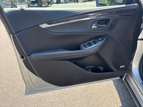 Used 2020 Chevrolet Impala Premier FWD image 15