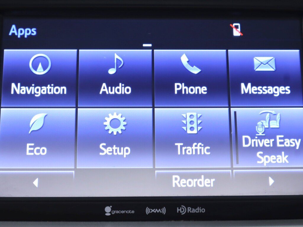 Used 2018 Toyota Highlander XLE AWD/4WD image 19