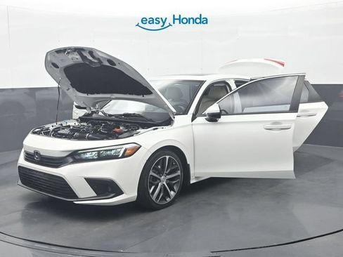 Used 2024 Honda Civic Touring image 37