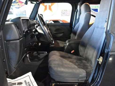 Used 2004 Jeep Wrangler 4WD w/ Smokers Group image 15