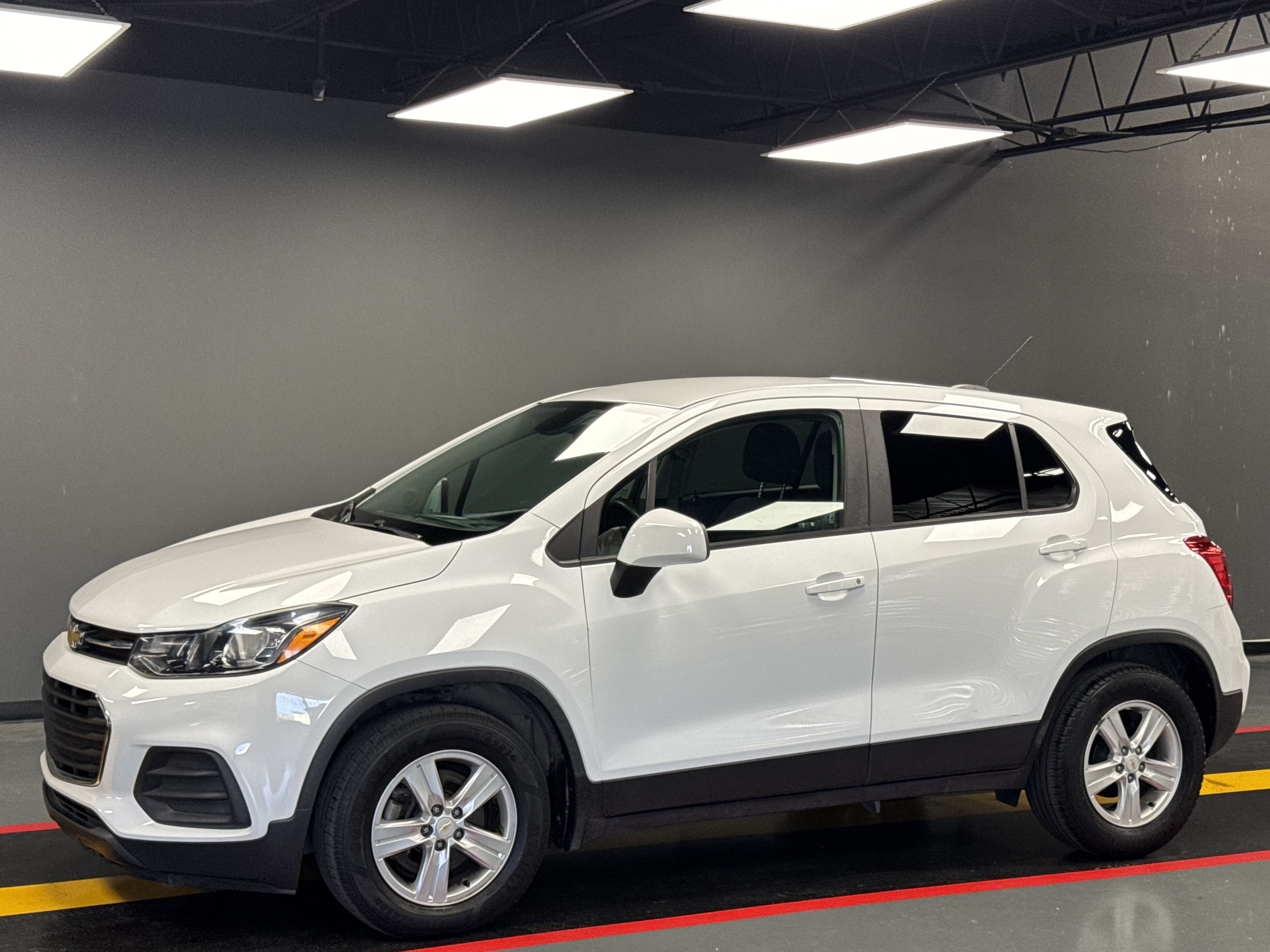 Used 2020 Chevrolet Trax LS w/ Tint and Cruise Package FWD image 1