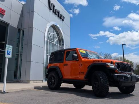 Used 2025 Jeep Wrangler Sport AWD/4WD image 3