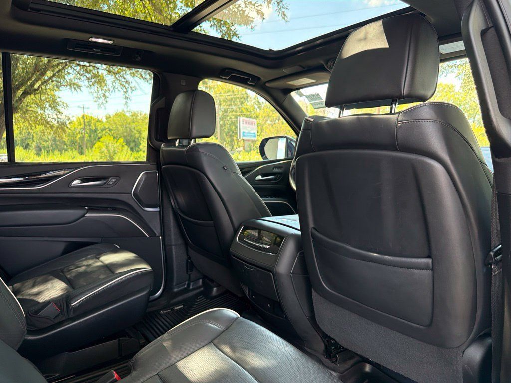 Used 2023 Cadillac Escalade Sport w/ LPO, ONYX Package AWD/4WD image 32