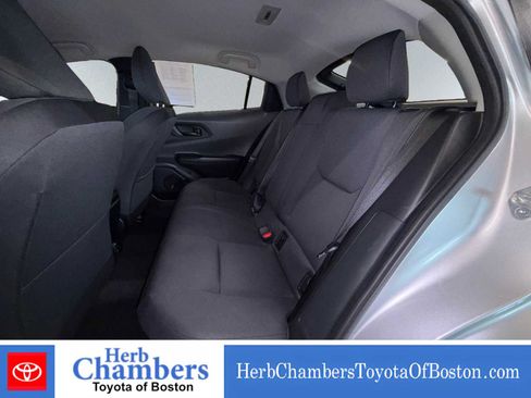 Used 2023 Toyota Prius LE AWD/4WD image 20